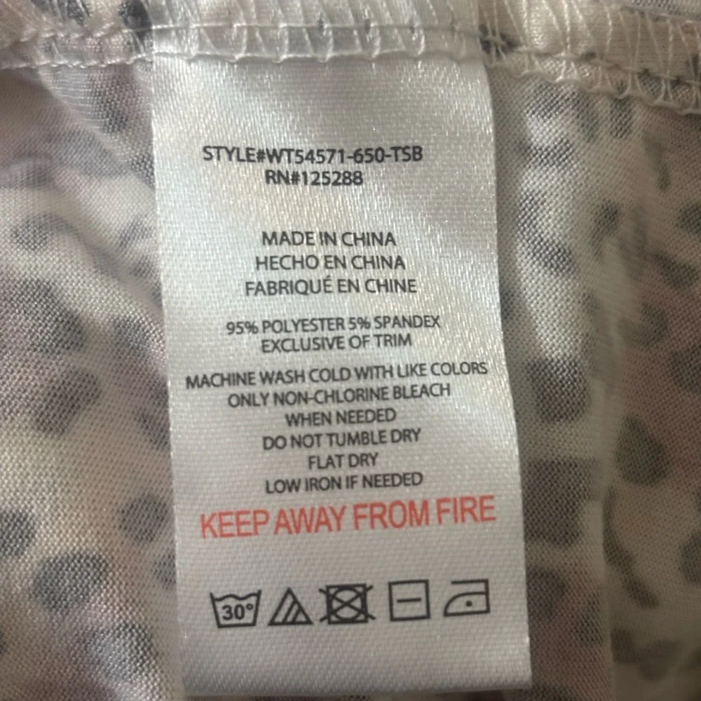 Tahari good used